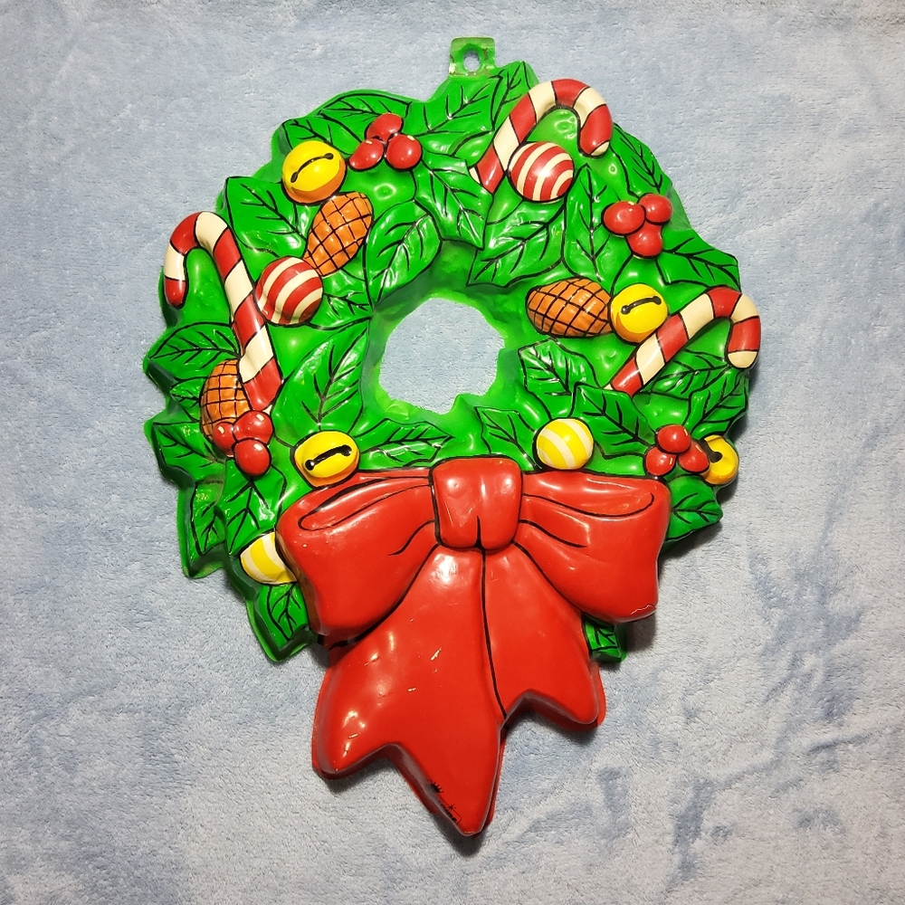 Vintage Empire Molded Plastic Celluloid Christmas Wreath Decor Wall Hanging 18"